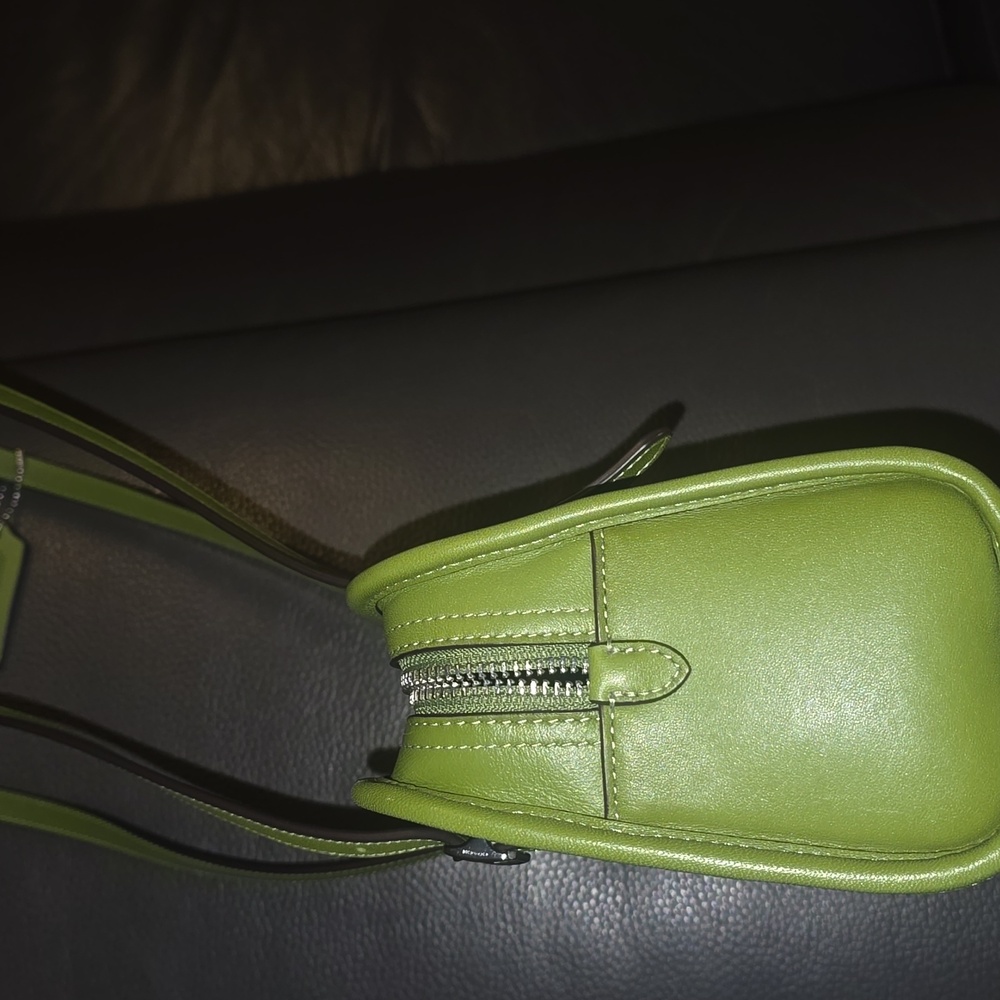 Coach Avocado Green Leather Shoulder Bag - Picture 5 of 12